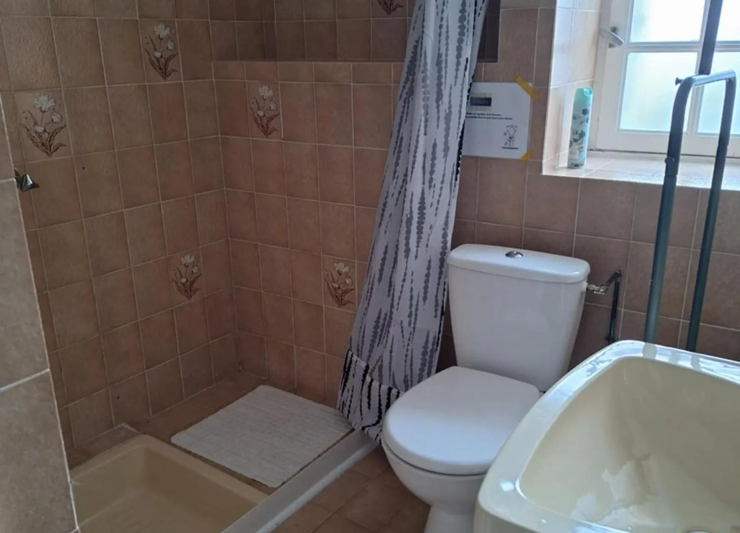 Holiday home Gite Des Monts D'Arree La Feuillee